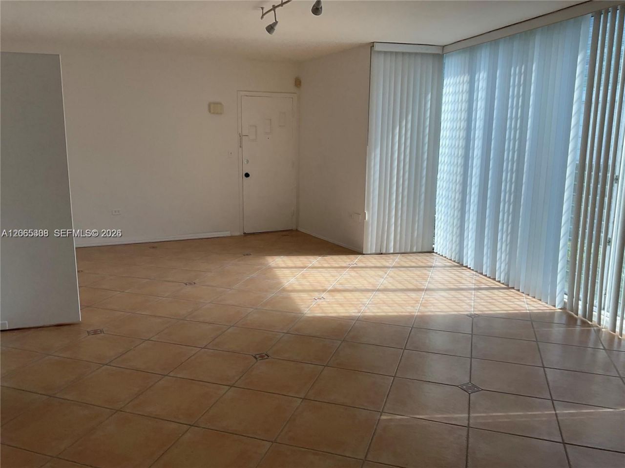 10178 Collins Ave , Unit 109, Bal Harbour, FL 33154 Photo
