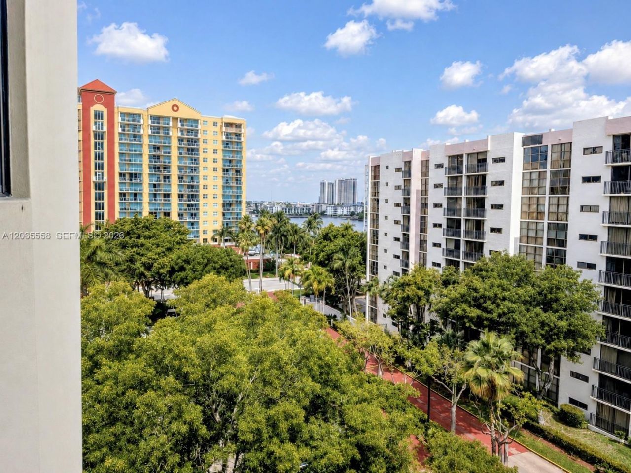 17011 N Bay Rd , Unit 801, Sunny Isles Beach, FL 33160 Photo