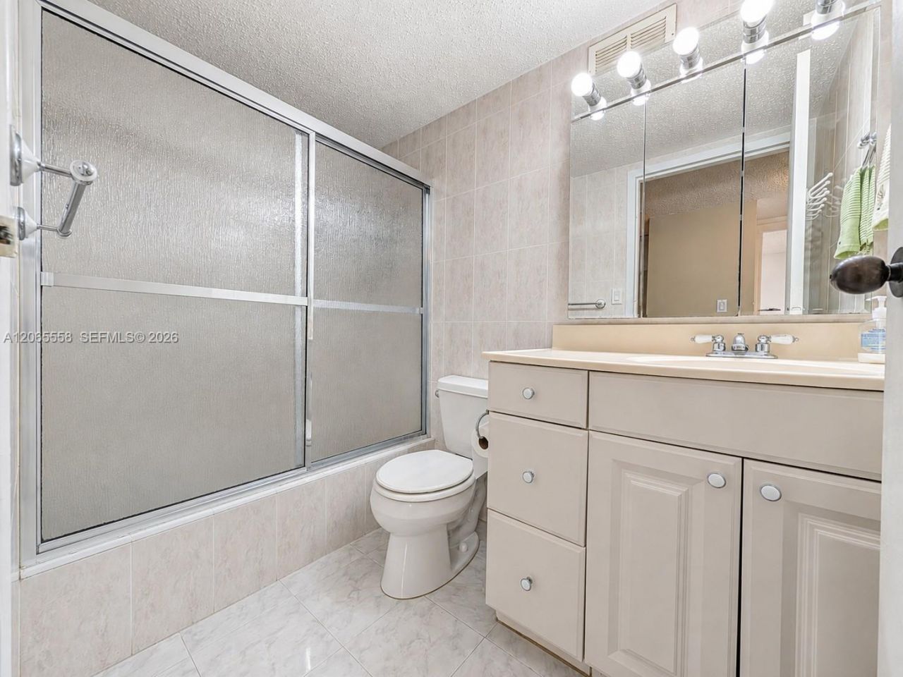 17011 N Bay Rd , Unit 801, Sunny Isles Beach, FL 33160 Photo