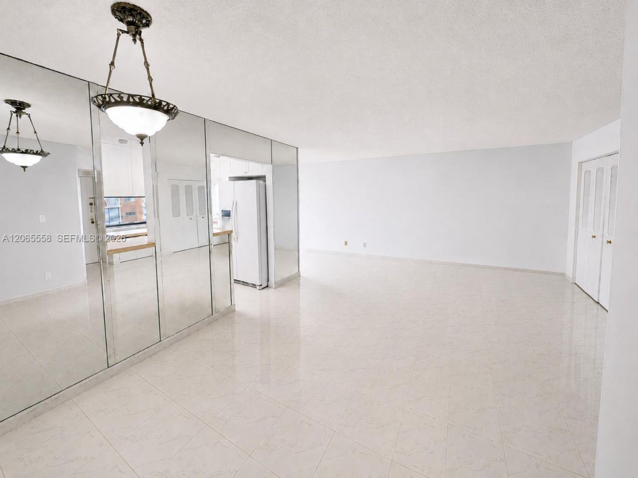 17011 N Bay Rd , Unit 801, Sunny Isles Beach, FL 33160 Photo