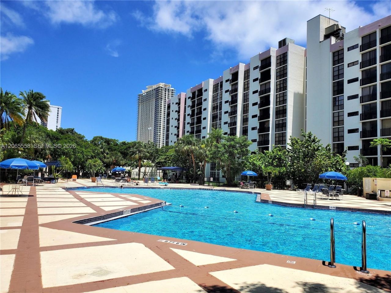 17011 N Bay Rd , Unit 801, Sunny Isles Beach, FL 33160 Photo