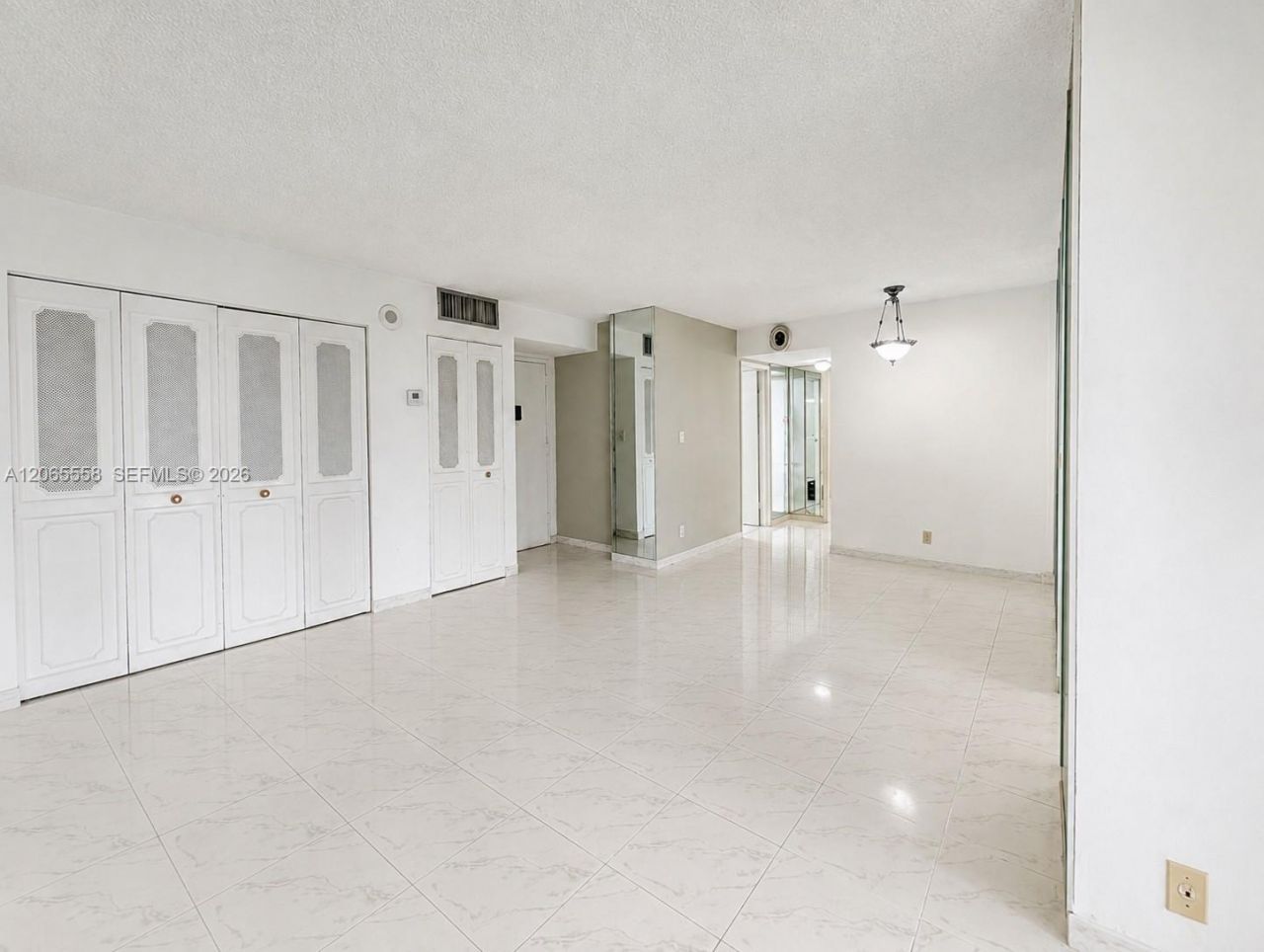 17011 N Bay Rd , Unit 801, Sunny Isles Beach, FL 33160 Photo