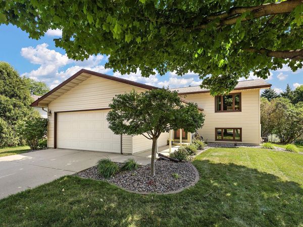 5612 Clearwater Road NW, Rochester, MN 55901