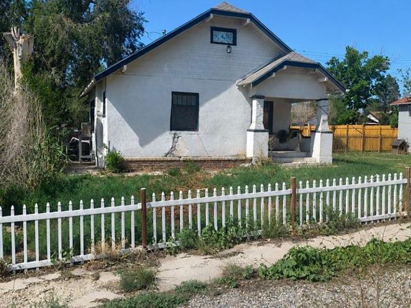 907 E 12th St, Pueblo, CO 81001