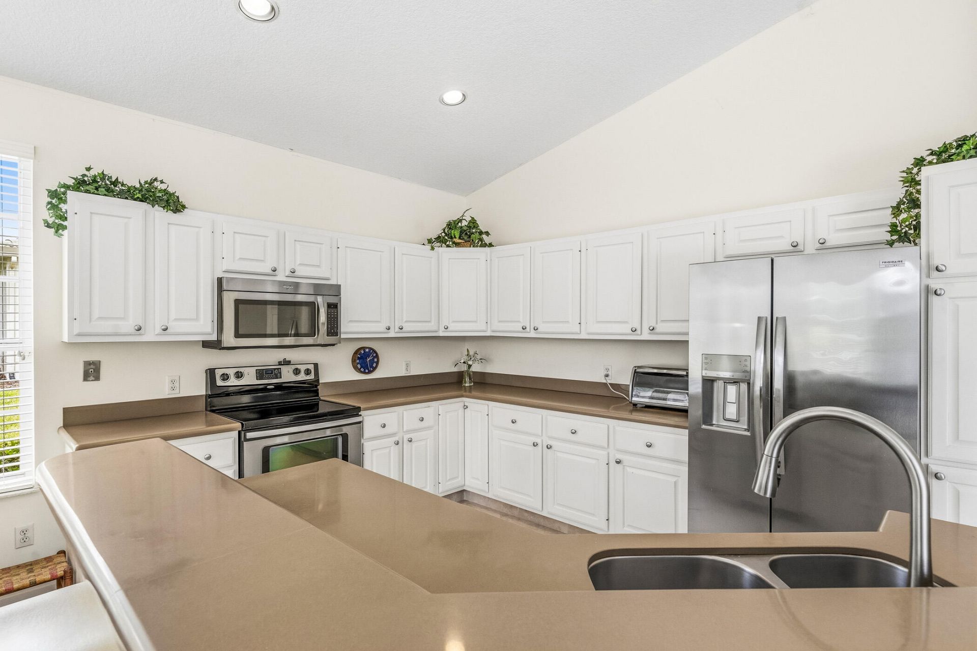 9403 Pinebark Court, Fort Pierce, FL 34951 Photo