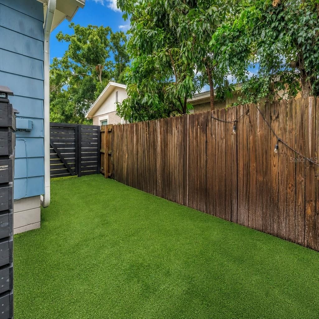 3935 Burlington Avenue N, Saint Petersburg, FL 33713 Photo