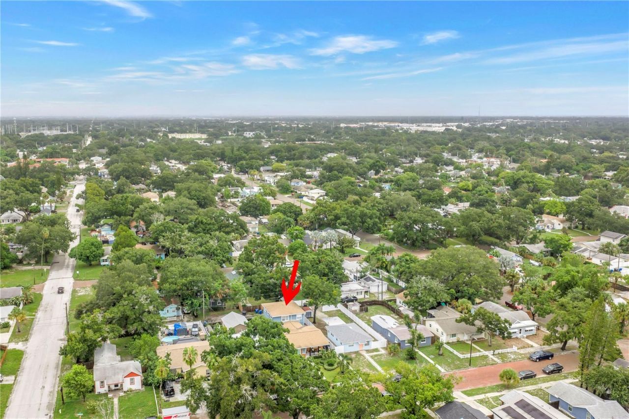 3935 Burlington Avenue N, Saint Petersburg, FL 33713 Photo