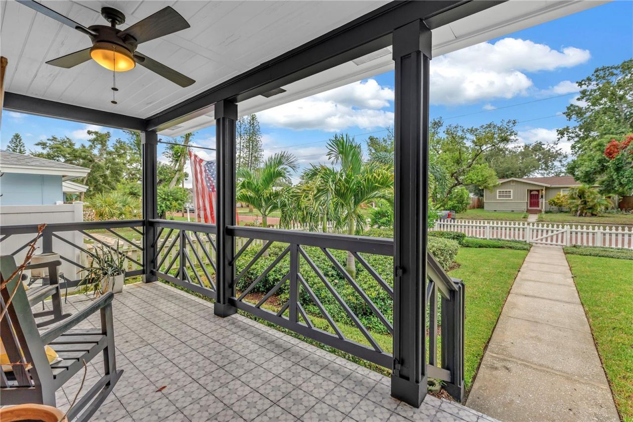 3935 Burlington Avenue N, Saint Petersburg, FL 33713 Photo