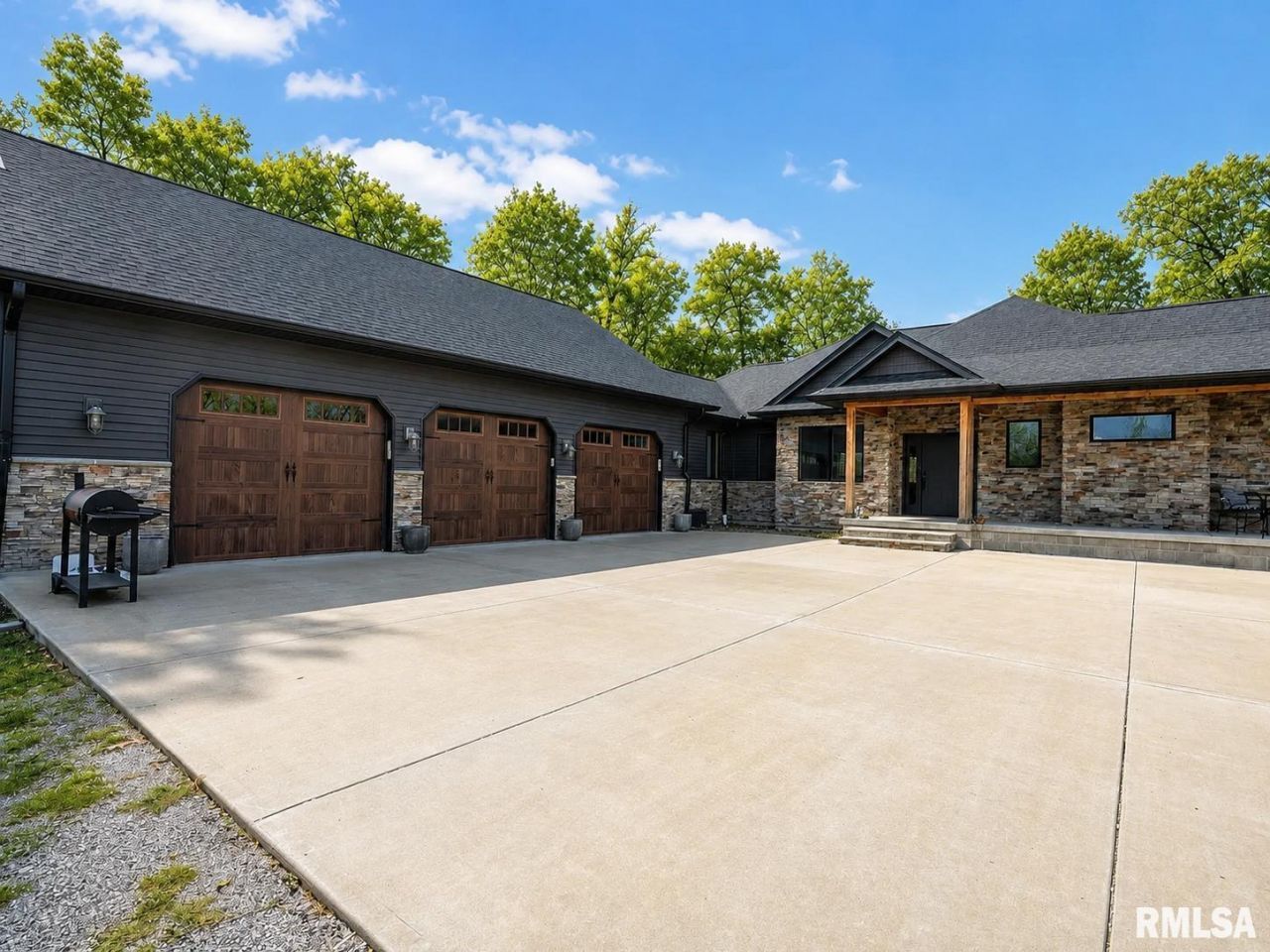 857 Ariel View Road, Desoto, IL 62924 Main Photo