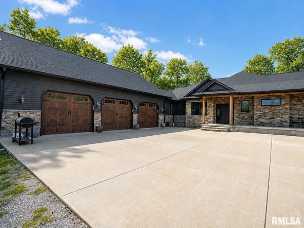 857 Ariel View Road, DeSoto, IL 62924