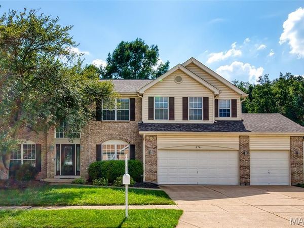 876 Kiefer Trails Drive , Ballwin, MO 63021