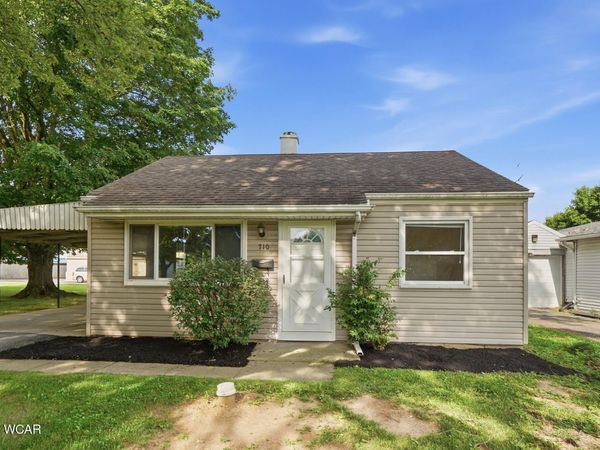 710 Saratoga Avenue, Lima, OH 45804