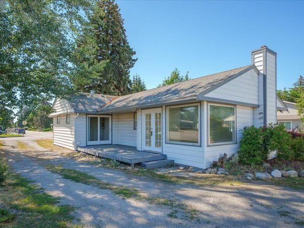 221 S Tshirley Rd, Spokane Valley, WA 99016