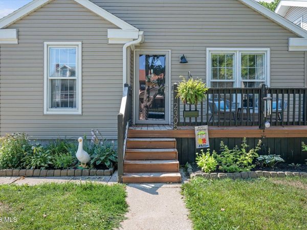 2305 Portsmouth Avenue , Toledo, OH 43613