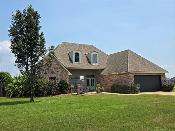 327 FULTON Road, Natchitoches, LA 71457