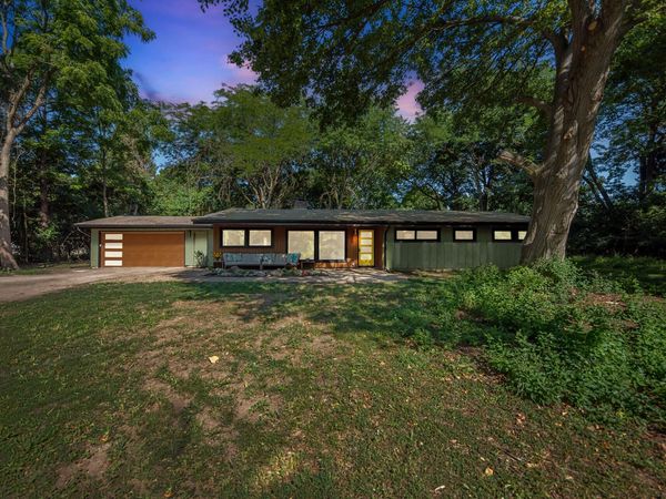 3446 Charing Cross Road, Ann Arbor, MI 48108