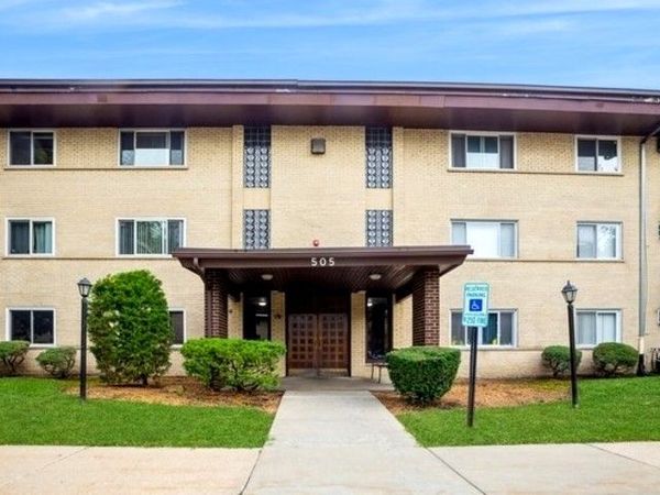 505 S Cleveland Avenue, Unit 207, Arlington Heights, IL 60005