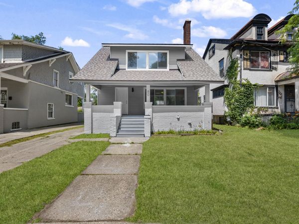 80 Louise Street, Highland Park, MI 48203