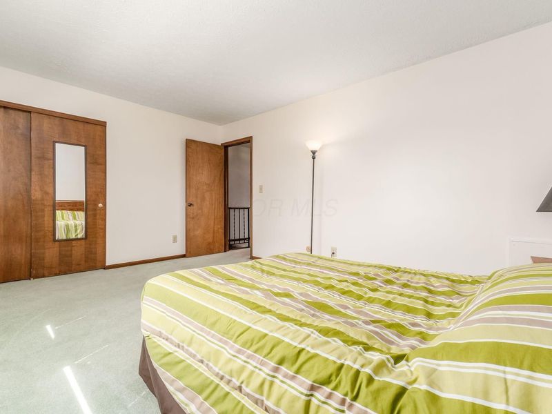 1949 Rockdale Drive, Unit 32, Columbus, OH 43229 Photo 18