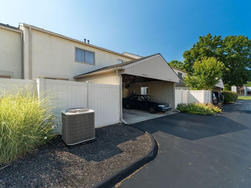 1949 Rockdale Drive, Unit 32, Columbus, OH 43229 Photo 26