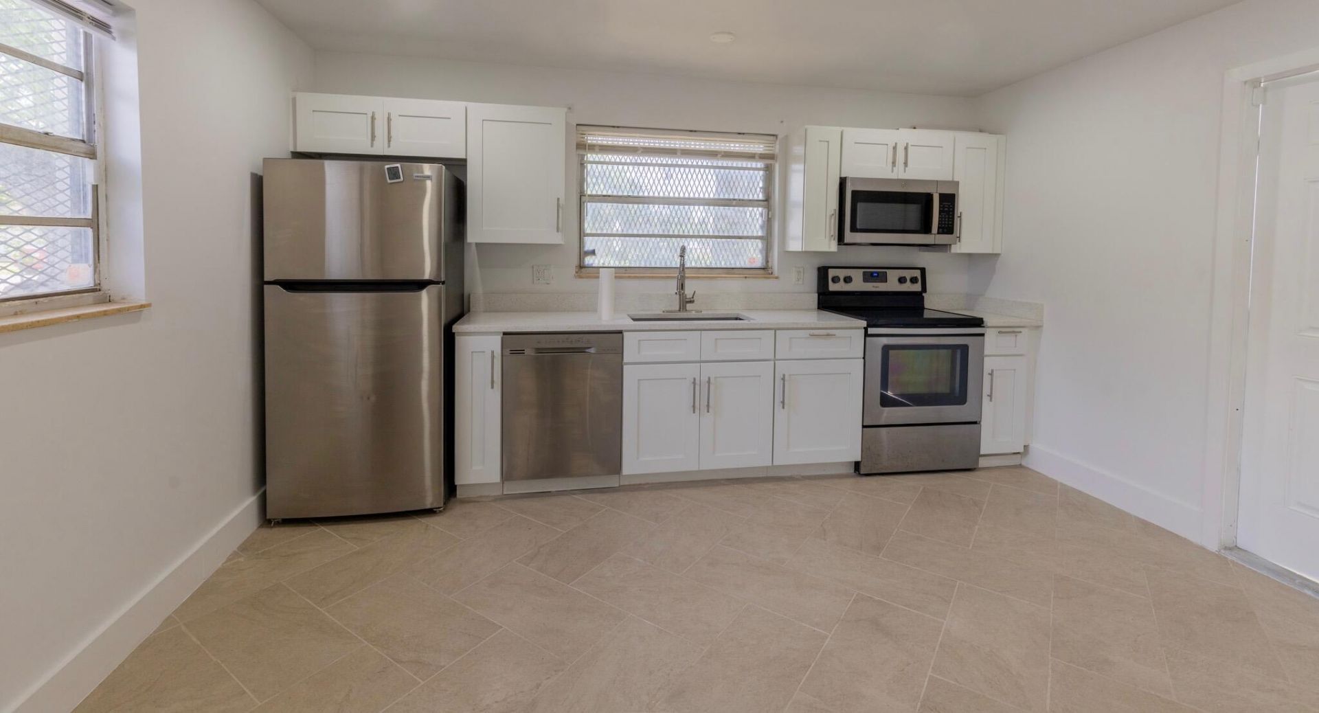 2921 NW 11th Street, Fort Lauderdale, FL 33311 Photo