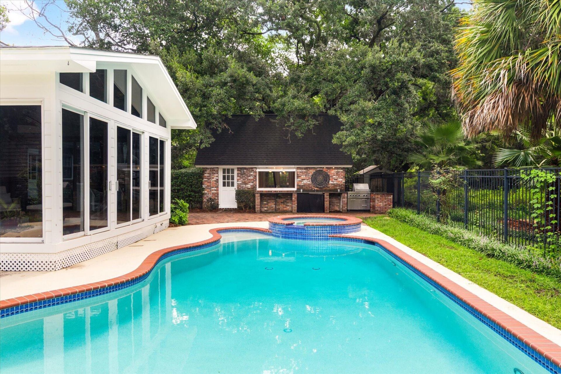 975 Harbortowne Road Photo 49