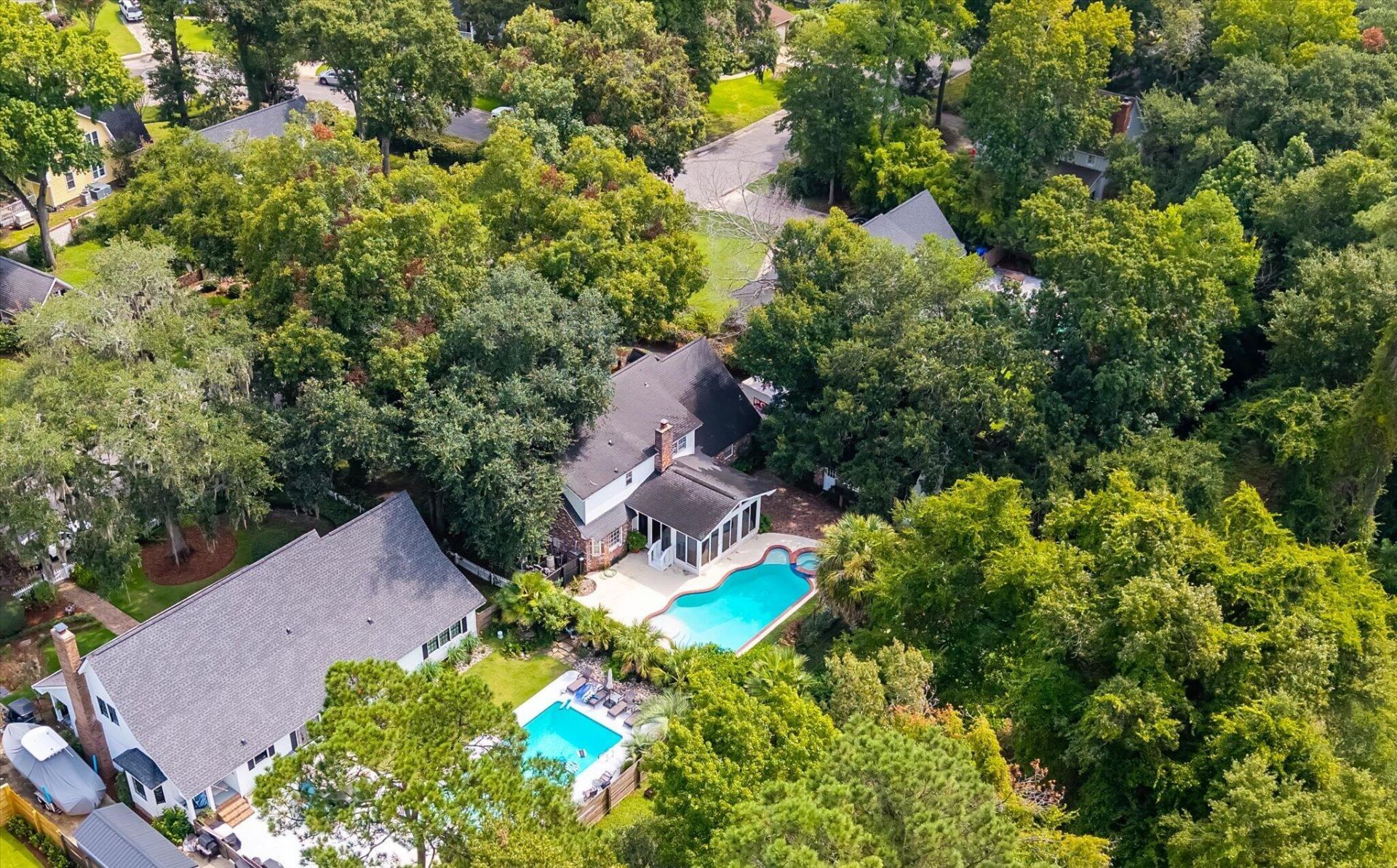 975 Harbortowne Road Photo 57