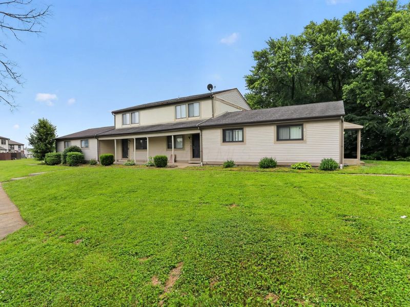 6074 Lepage Court, Columbus, OH 43229 Photo 2