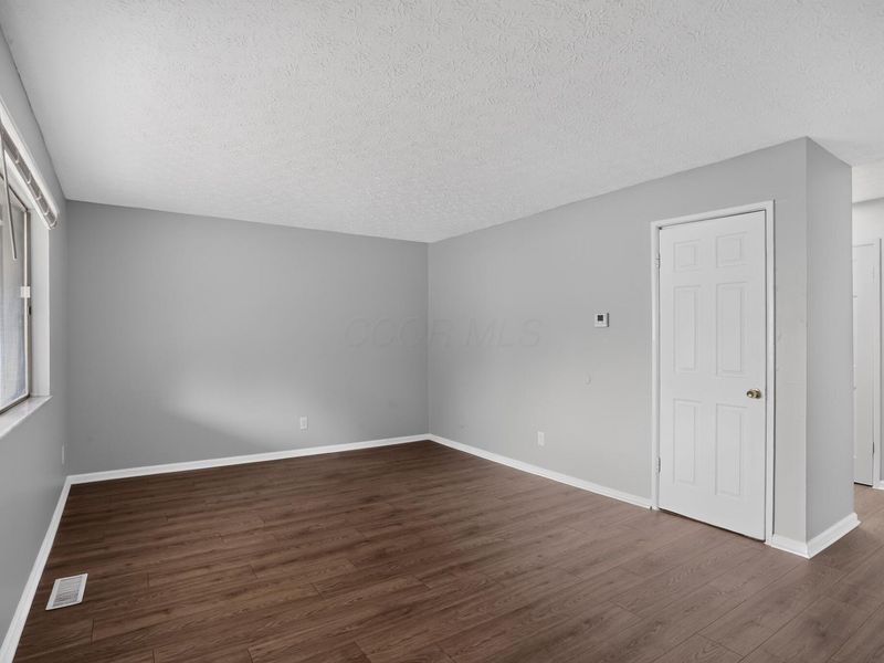 6074 Lepage Court, Columbus, OH 43229 Photo 3