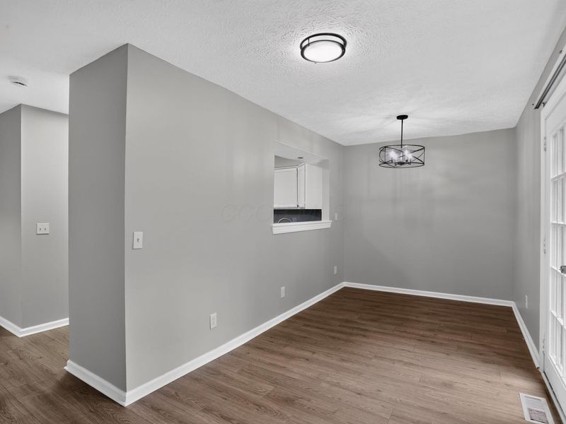 6074 Lepage Court, Columbus, OH 43229 Photo 5