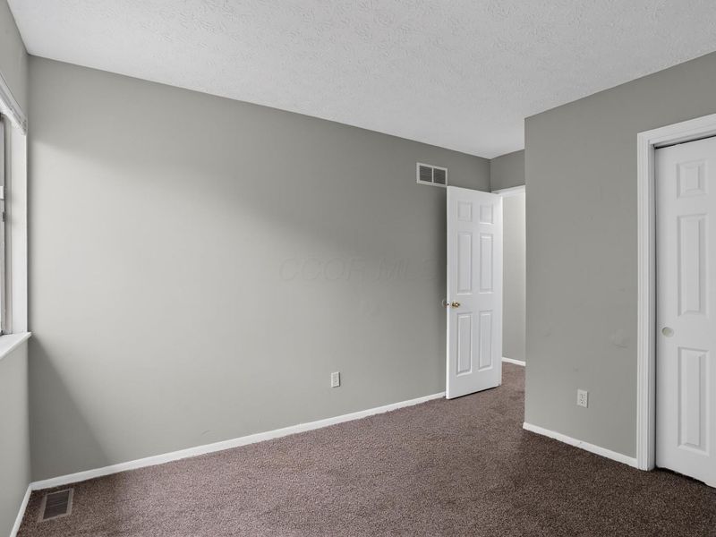 6074 Lepage Court, Columbus, OH 43229 Photo 6