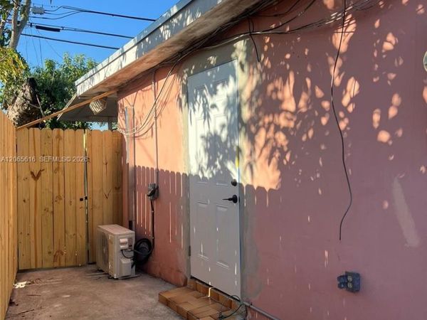 Unit 1, Miami, FL 33165