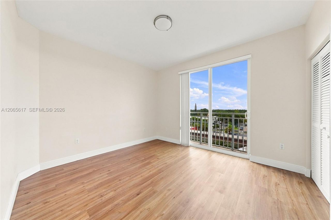 7275 SW 90th Way , Unit 508, Miami, FL 33156 Photo