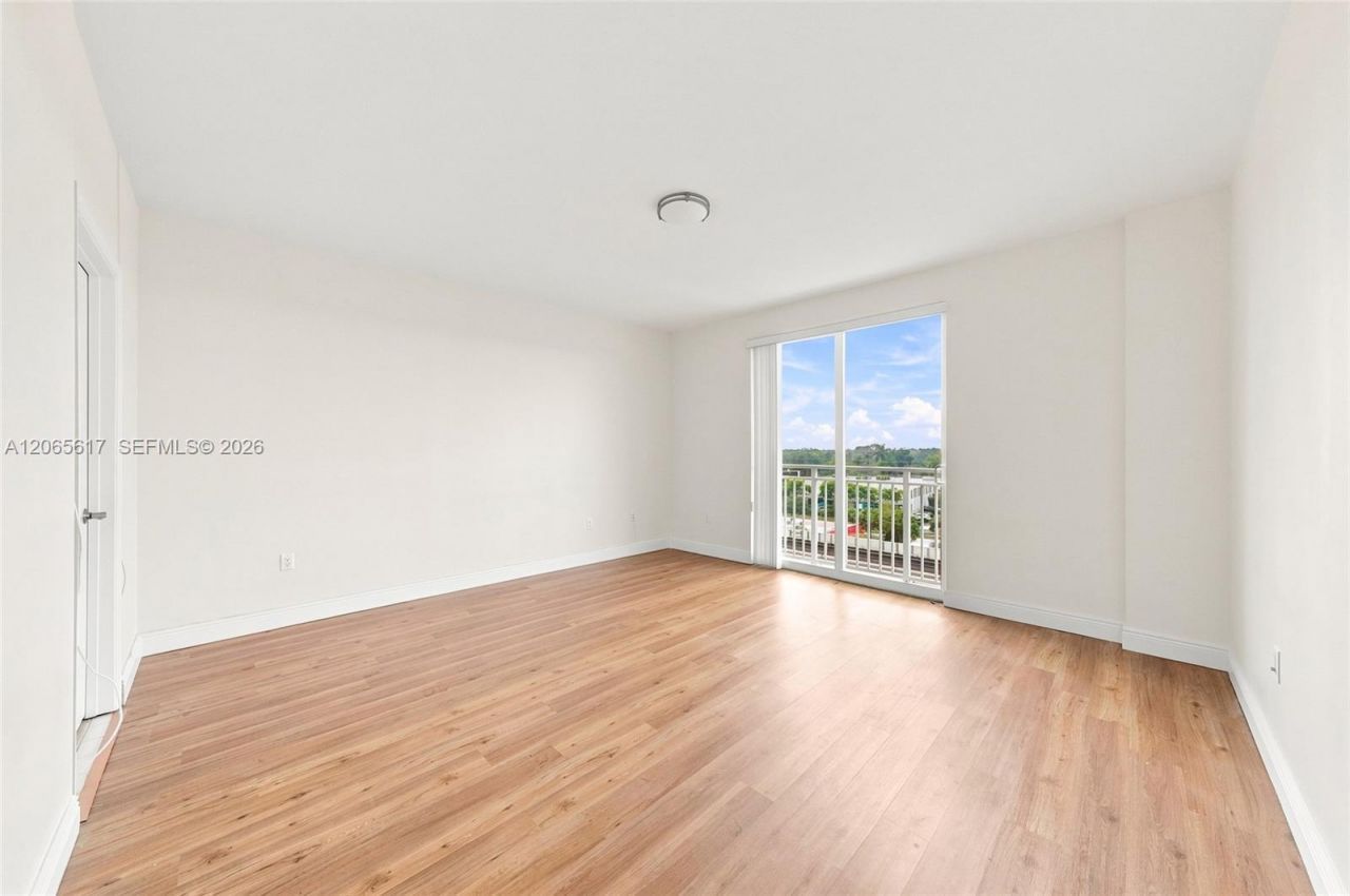 7275 SW 90th Way , Unit 508, Miami, FL 33156 Photo