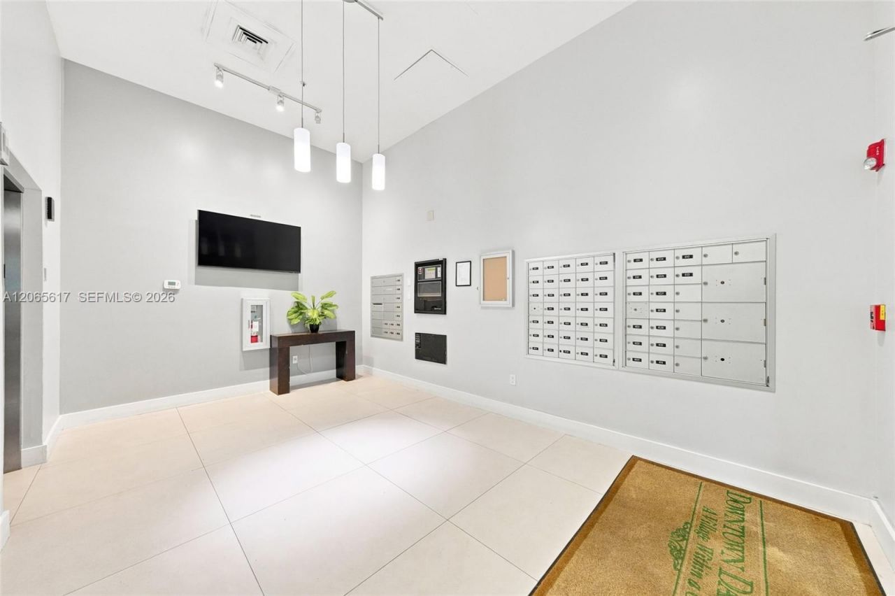 7275 SW 90th Way , Unit 508, Miami, FL 33156 Photo