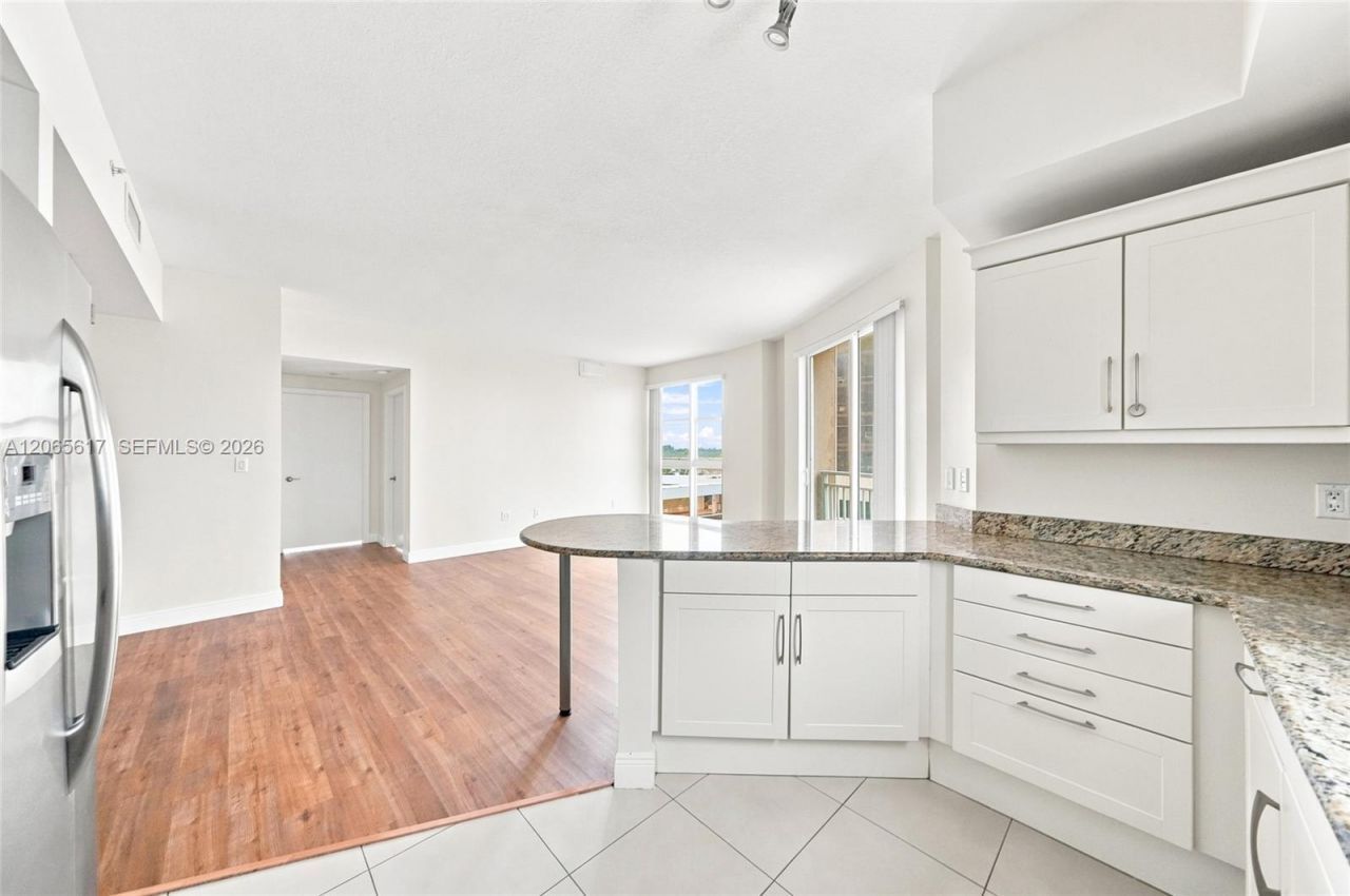 7275 SW 90th Way , Unit 508, Miami, FL 33156 Photo