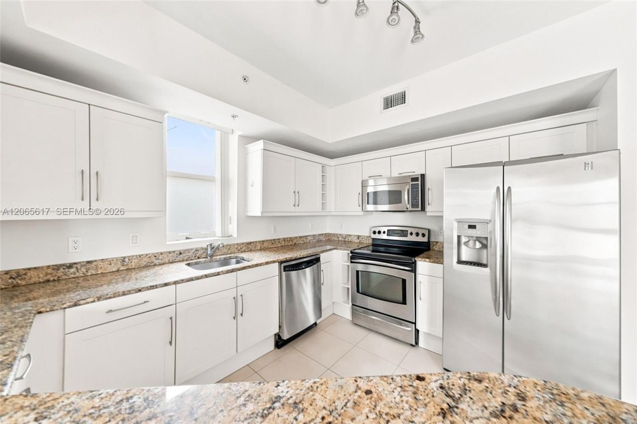 7275 SW 90th Way , Unit 508, Miami, FL 33156 Photo