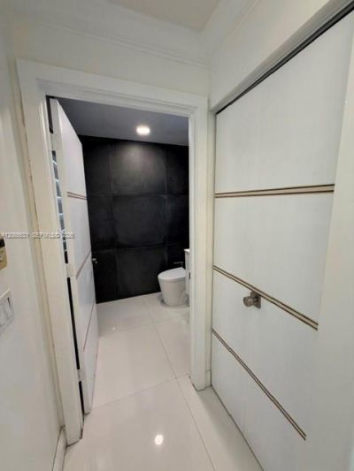 4959 SW 33rd Way , Hollywood, FL 33312 Photo