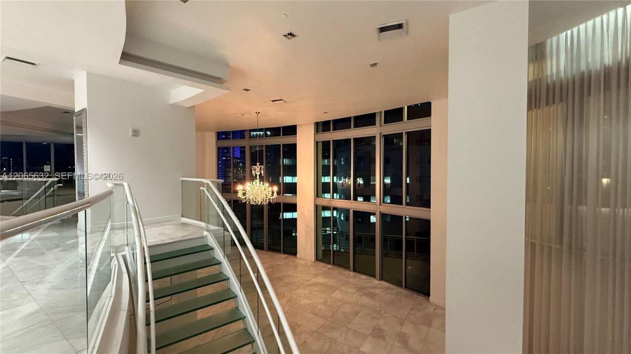 350 S Miami Ave, Unit 302, Miami, FL 33130 Photo
