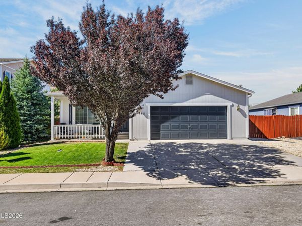 17745 Live Oak Court, Reno, NV 89508