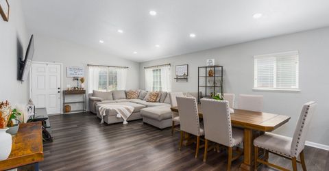 17745 Live Oak Court, Reno, NV 89508 Photo