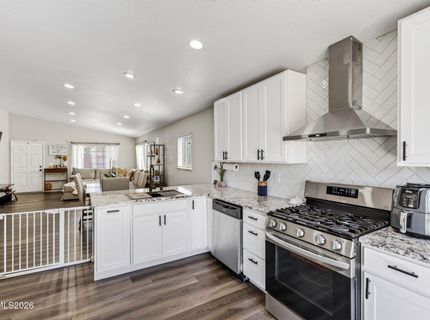 17745 Live Oak Court, Reno, NV 89508 Photo