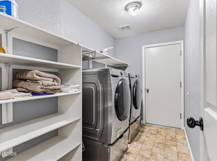 17745 Live Oak Court, Reno, NV 89508 Photo
