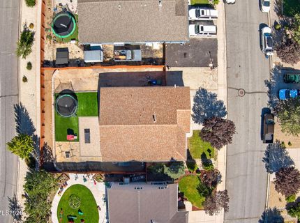 17745 Live Oak Court, Reno, NV 89508 Photo