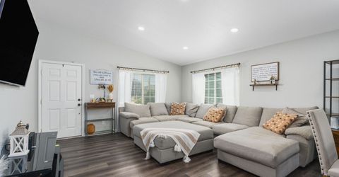 17745 Live Oak Court, Reno, NV 89508 Photo