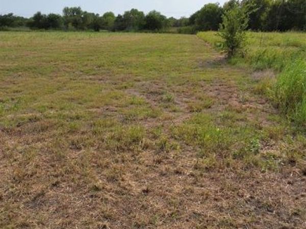 000 S Commerce Street , Mart, TX 76664