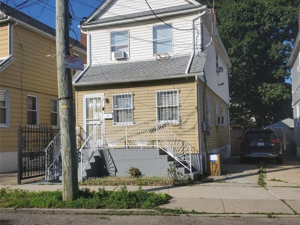 11043 159th Street , Jamaica, NY 11433