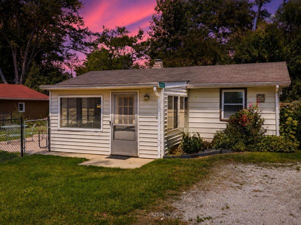 5358 S Highpoint Drive, Albion, IN 46701