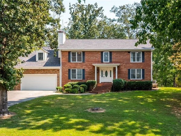 2527 Venture Circle , Gainesville, GA 30506