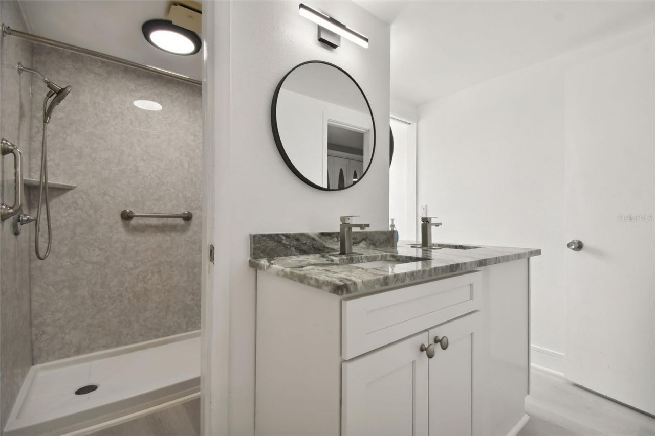 4411 3rd Avenue E, Bradenton, FL 34208 Photo